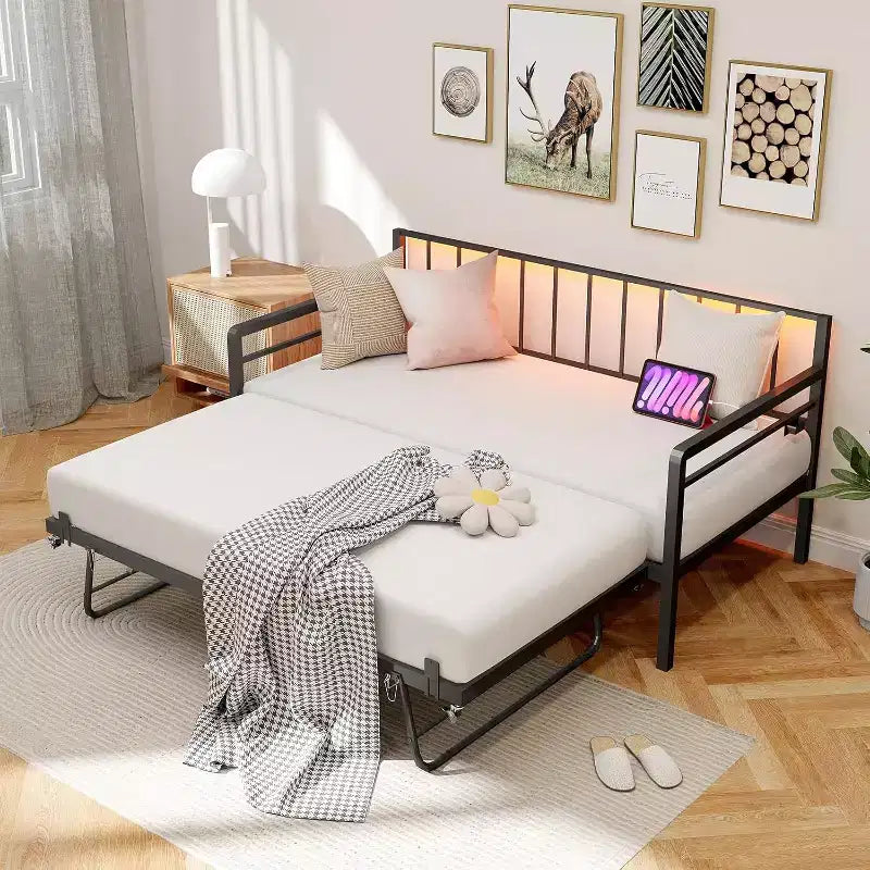Lit de repos double avec lit gigogne escamotable, cadre de lit de repos en métal avec lumières LED, lit de repos double avec lit gigogne, lit de repos noir pour salon, chambre à coucher