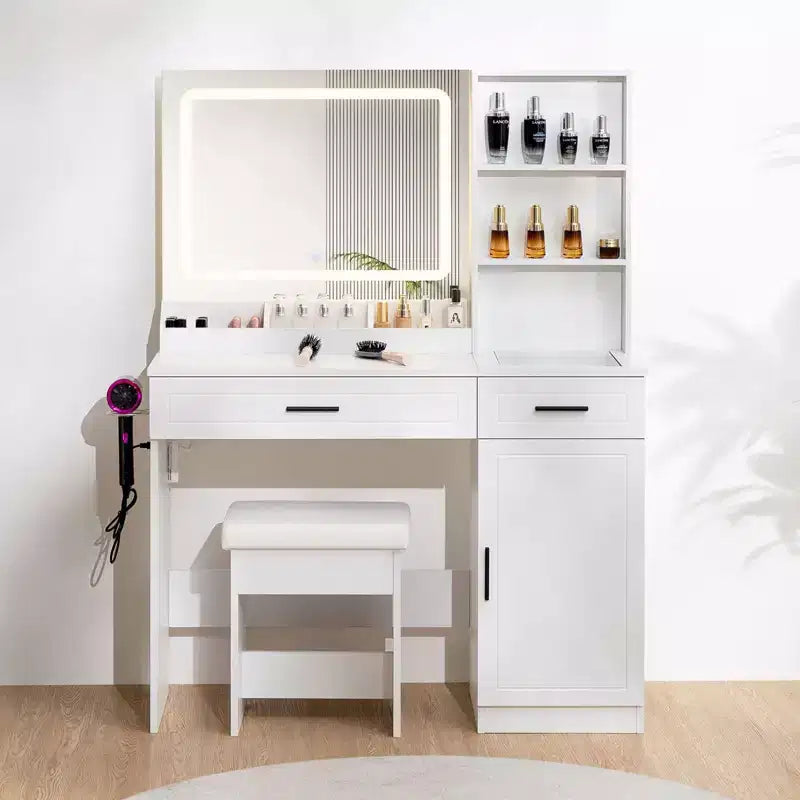 Coiffeuse avec station de charge et étagères de rangement, blanche, un meuble