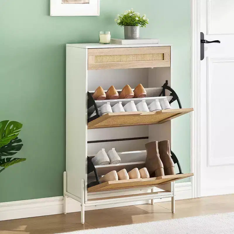 Meuble à chaussures de rangement avec 2 tiroirs à abattant et 1 tiroir, organiseur à chaussures en rotin autoportant avec étagères réglables à 3 niveaux pour pantoufles, baskets, talons