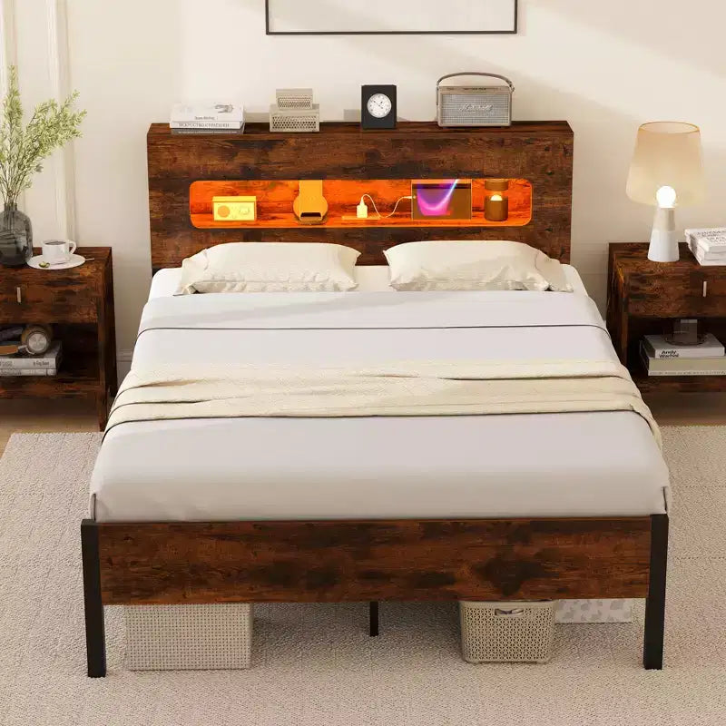 Cadre de lit complet avec lumières LED, tête de lit de rangement, prises de courant et support métallique robuste