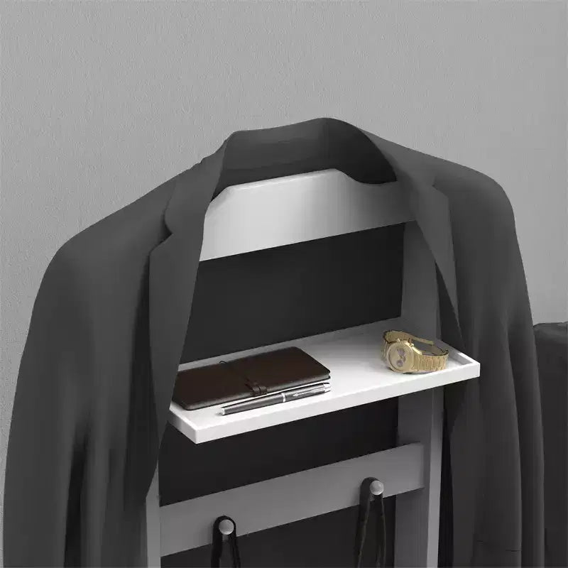 Porte-vêtements sur pied moderne, robuste et durable, avec étagère supérieure en bois et crochets, idéal pour les chambres et les entrées.