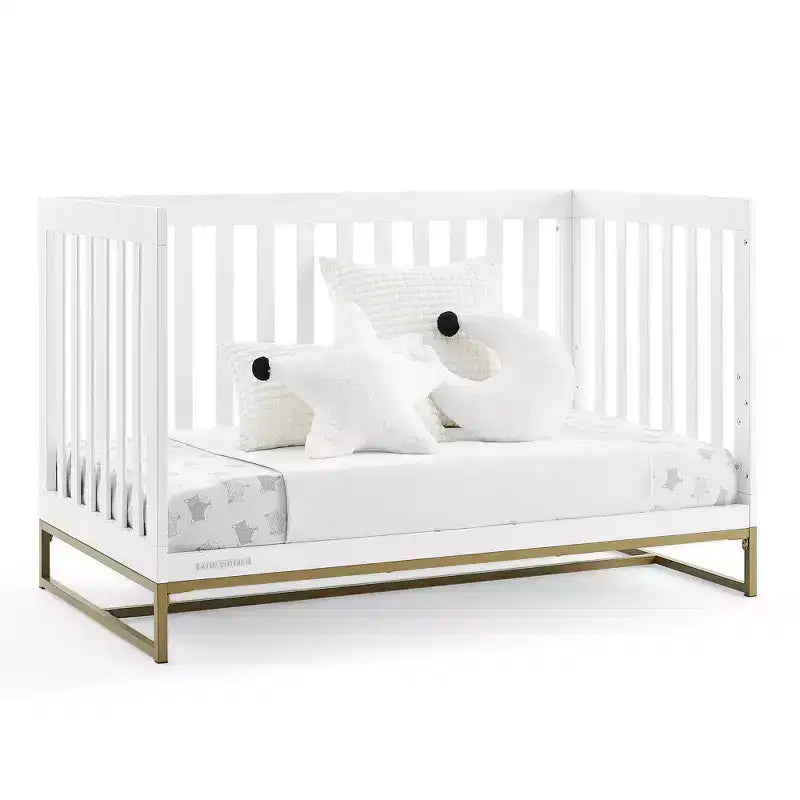 Lit de bébé 4-en-1 avec conversion en lit de jour