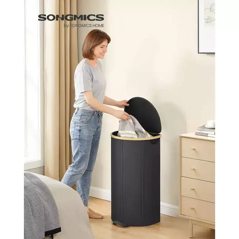 Panier à linge, panier à linge avec couvercle, 90 L, avec sac intérieur amovible, noir encre et bambou clair