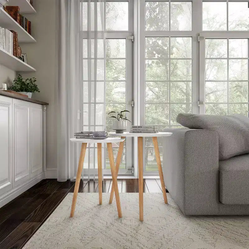 Tables gigognes avec plateau rond blanc