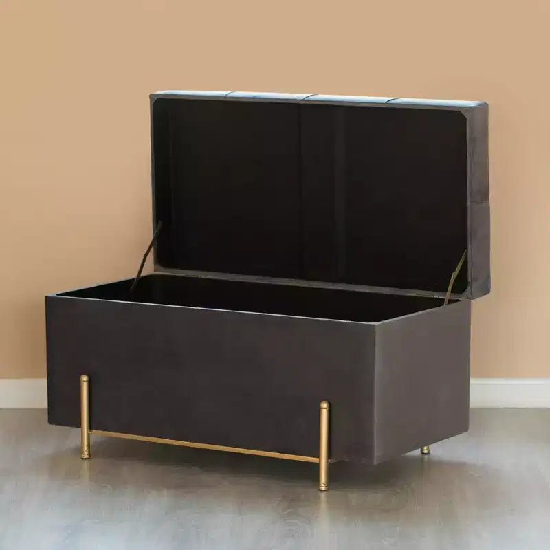 Grand pouf de rangement rectangulaire en velours avec pieds dorés | Banc d'assise pour la décoration de la maison du salon avec support cylindrique doré